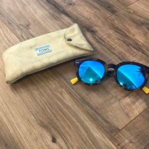 Tom’s blue mirror tortoise sunglasses